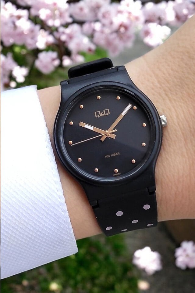 Silikon Kayışlı 10 ATM Su Geçirmez Siyah Kız Çocuk Kol Saati