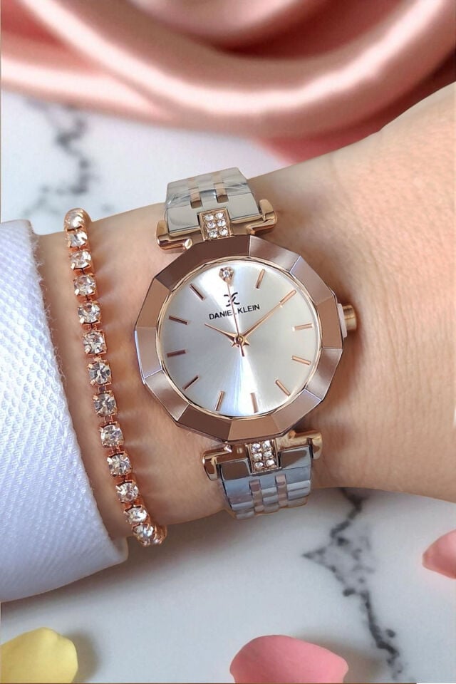 30 mm Kesme Camlı, Taşlı, 3 ATM Su Geçirmez Rose/Metalik Kadın Kol Saati, Taşlı Bileklik Hediyeli