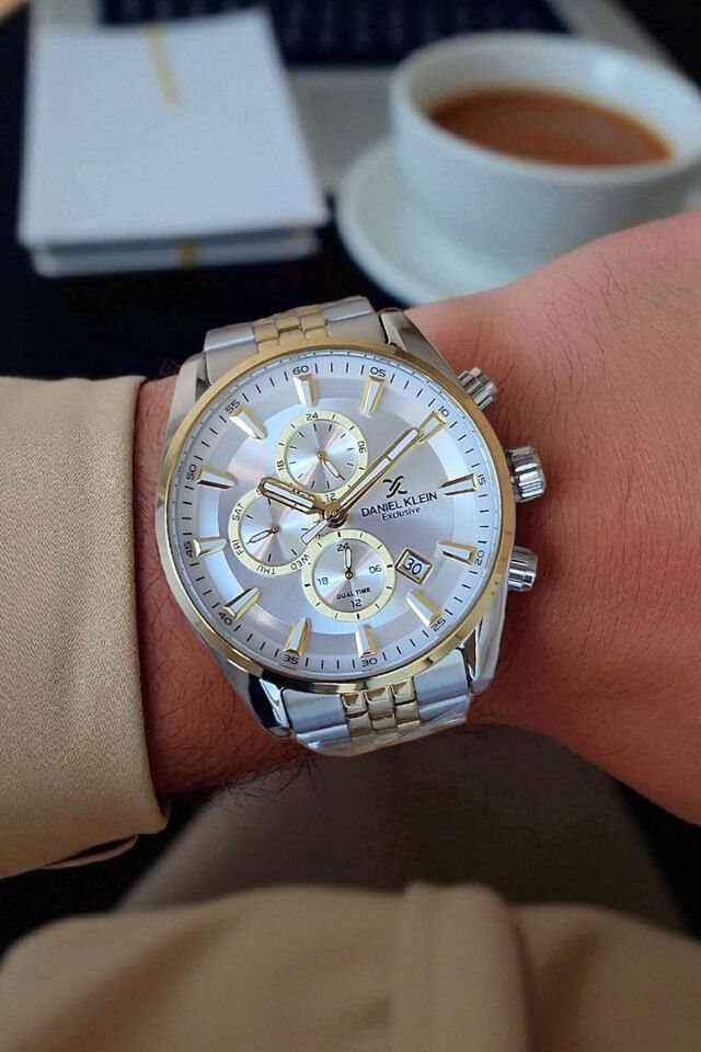 Exclusive Tüm Fonksiyonları Aktif, Takvimli, Çelik Bilezik Altın/Metalik Erkek Kol Saati