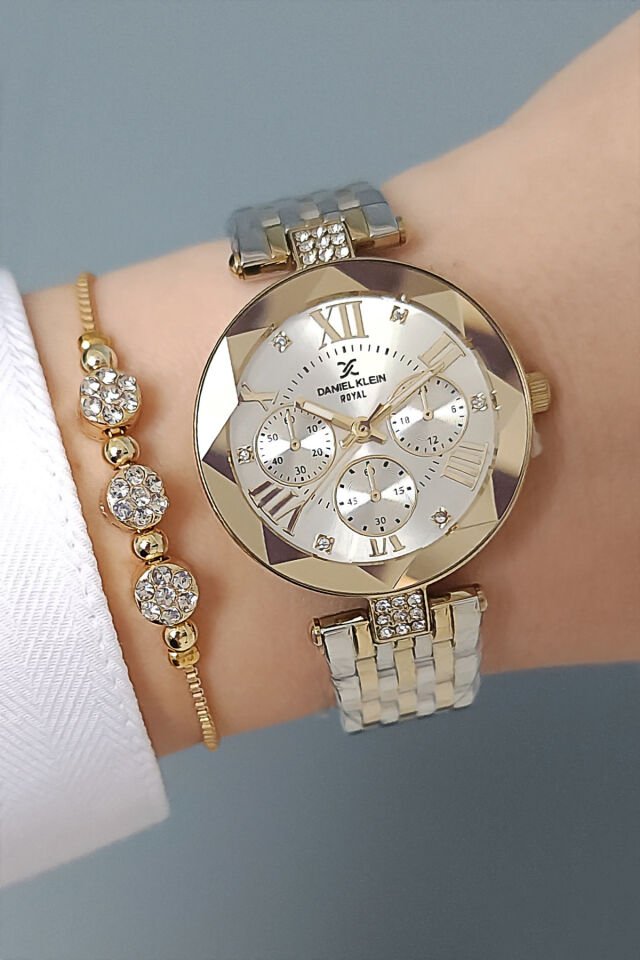 Yeni Model Kesme Camlı Çelik Bilezik Altın/Metalik Kadın Kol Saati - Zirkon Taşlı Bileklik Hediyeli