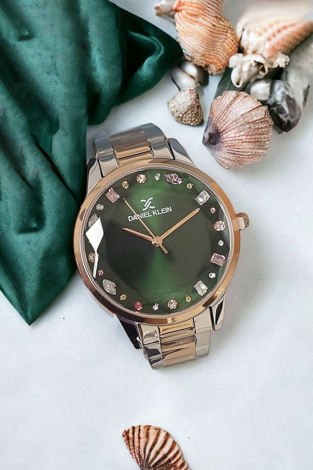 Rose Gold/Metalik Renkli Taşlı Yeşil Kadranlı Kadın Kol Saati + Zirkon Taşlı Bileklik