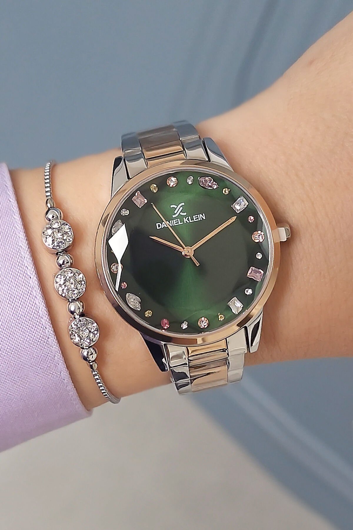 Rose Gold/Metalik Renkli Taşlı Yeşil Kadranlı Kadın Kol Saati + Zirkon Taşlı Bileklik