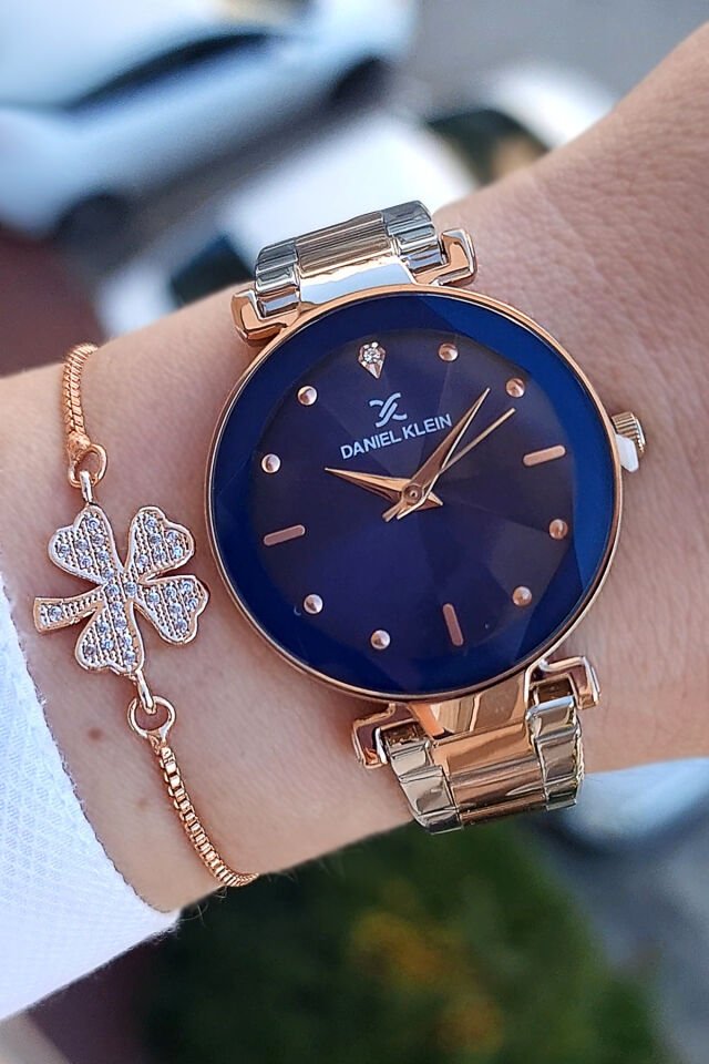 Kesme Camlı 33 mm Rose Gold/Metalik Şık Kadın Kol Saati, Zirkon Taşlı Bileklik Hediyeli