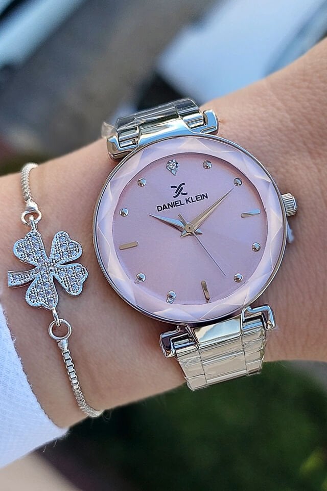 Kesme Camlı 33 mm Metalik Pembe Kadranlı Şık Kadın Kol Saati, Zirkon Taşlı Bileklik Hediyeli