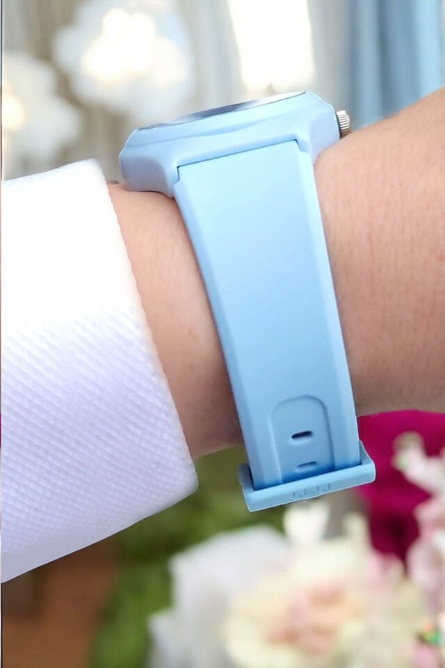 Silikon Kayışlı 10 ATM Su Geçirmez Simli, Mavi Kız Çocuk Kol Saati