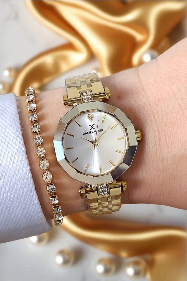 30 mm Kesme Camlı, Taşlı, 3 ATM Su Geçirmez Altın Sarısı Kadın Kol Saati, Taşlı Bileklik Hediyeli