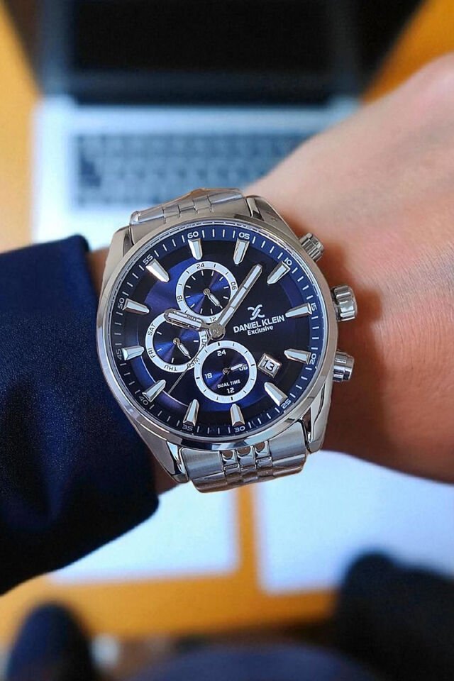 Exclusive Tüm Fonksiyonları Aktif, Takvimli, Çelik Bilezik Lacivert Kadran Erkek Kol Saati