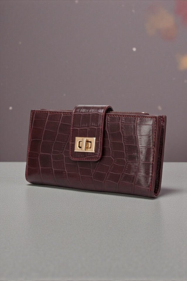 Valmont Özel Kutulu, Timsah Deseni Görünümlü, Kredi Kartı Gözlü Bordo Deri Şık Kadın Cüzdanı