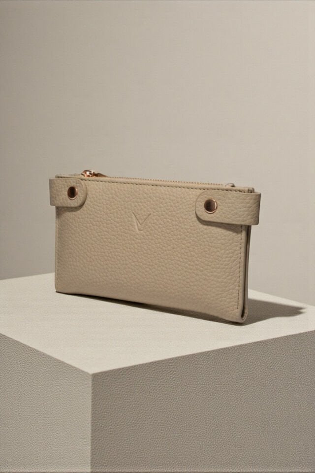 Valmont Özel Kutulu, Fermuarlı, Kartlıklı, Çok Bölmeli Bej Şık Deri Kadın Cüzdanı