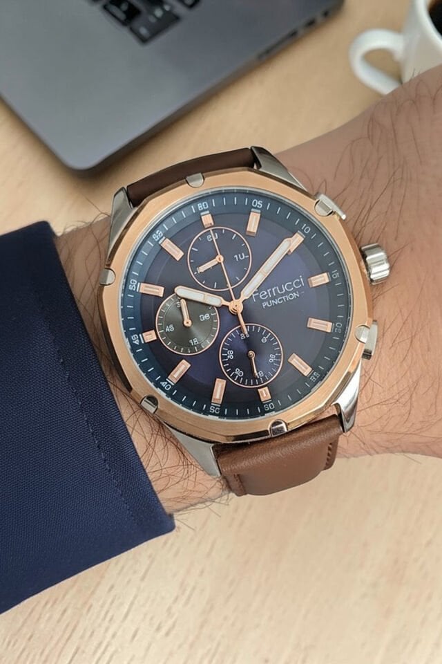 Tüm Fonksiyonları Aktif Kahverengi Deri Kayışlı Erkek Kol Saati