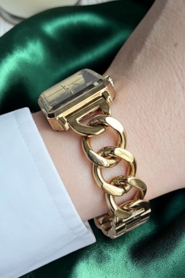 Zincirli Model Çelik Bilezik Altın Sarısı Kadın Kol Saati