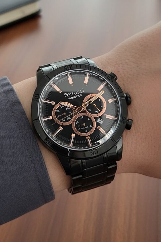 Tüm Fonksiyonları Aktif, Takvimli, Siyah Kadran Erkek Kol Saati