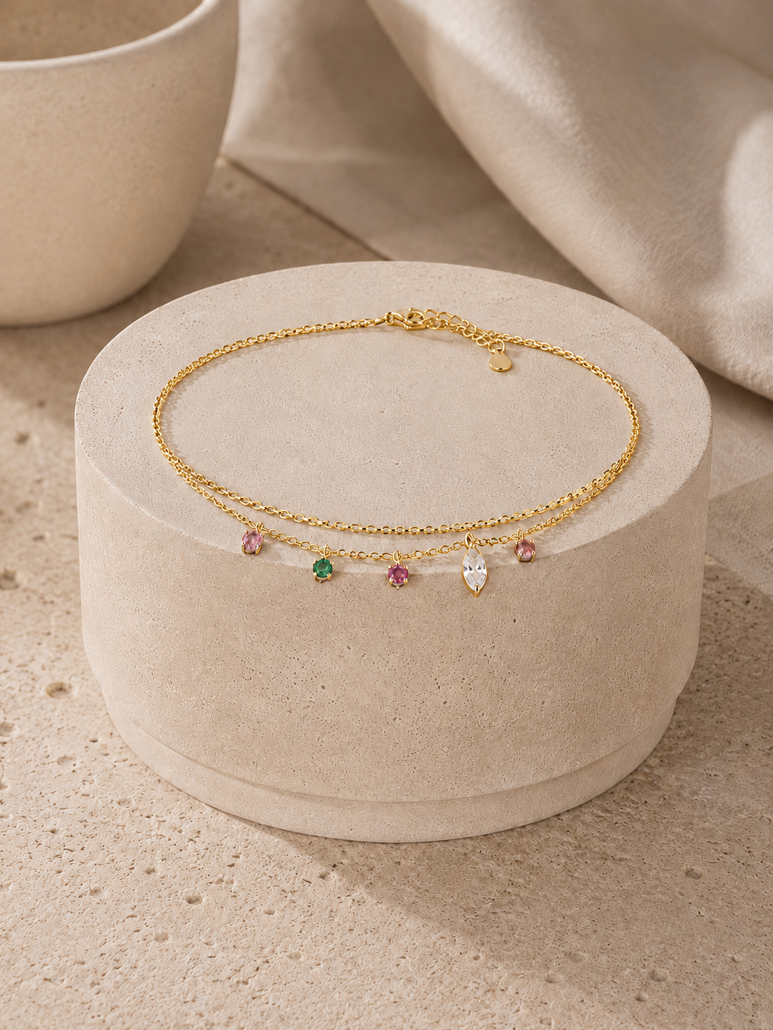 Valmont Accessories Kadın Gold Renk Renkli Taş ve Yaprak Detaylı Çift Zincir Halhal