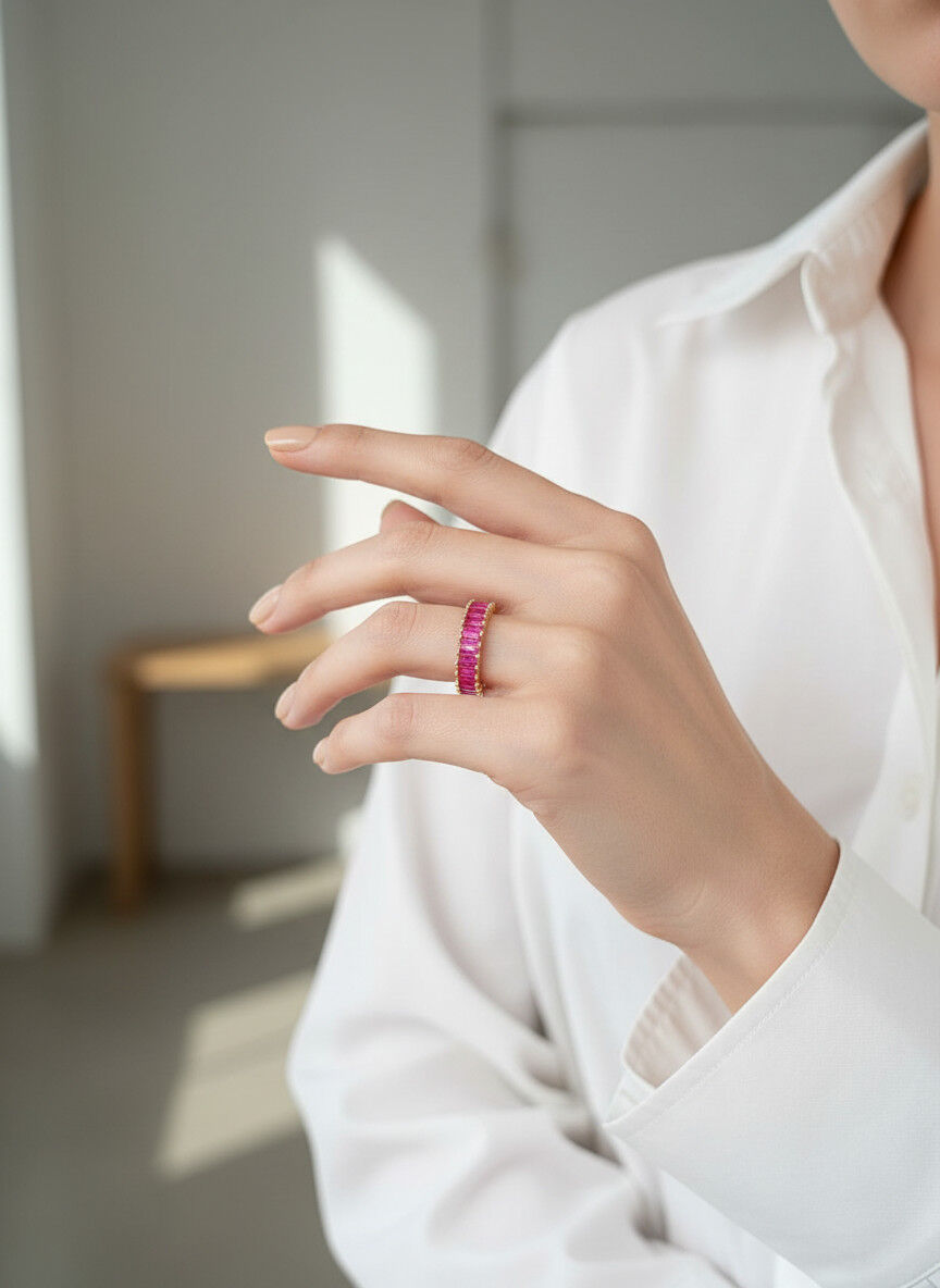Valmont Accessories Kadın Gold Renk Fuşya Baget Taşlı Yüzük