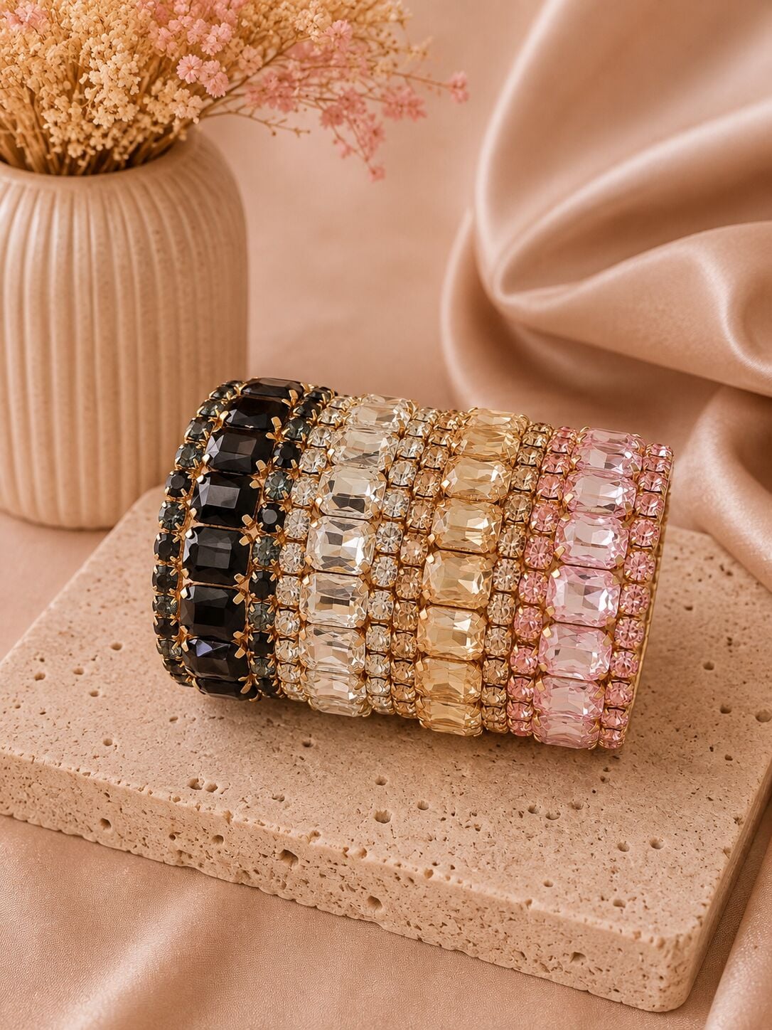 Valmont Accessories Kadın Altın Renk Bej Taşlı Üçlü Bileklik Seti