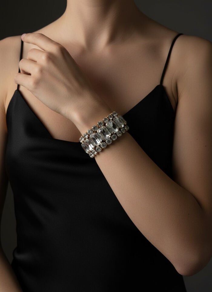 Valmont Accessories Kadın Altın Renk Beyaz Taşlı Üçlü Bileklik Seti