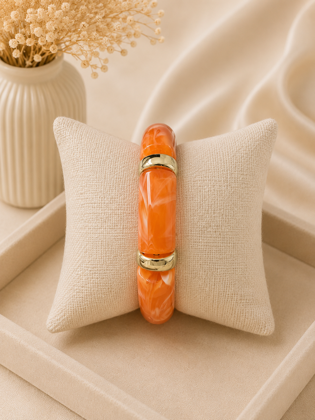 Valmont Accessories Kadın Gold Renk Turuncu Mermer Desenli Kalın Bileklik