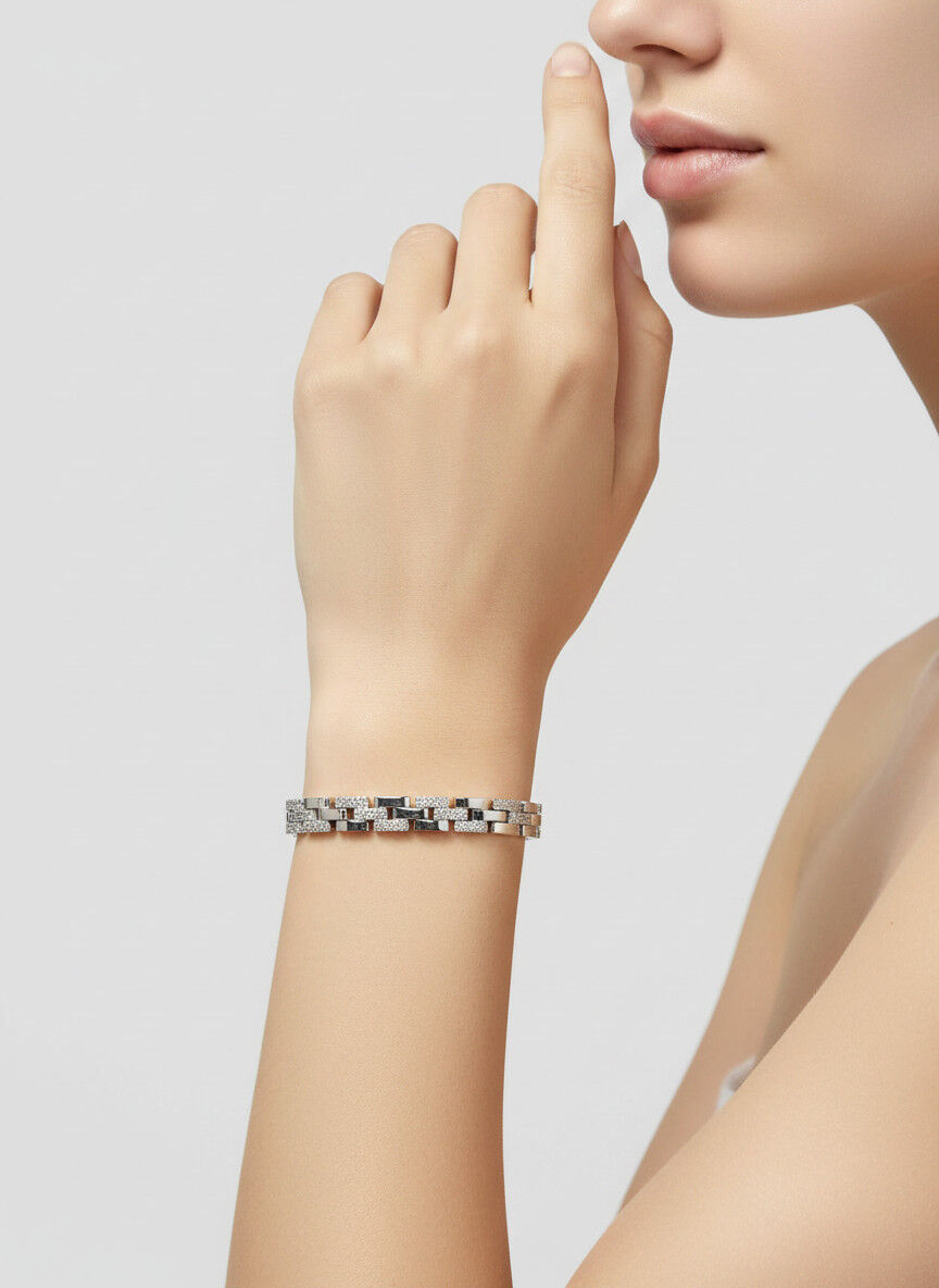 Valmont Accessories Kadın Gümüş Renk Zirkon Taşlı Geometrik Bileklik