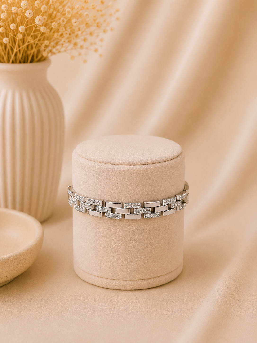 Valmont Accessories Kadın Gümüş Renk Zirkon Taşlı Geometrik Bileklik