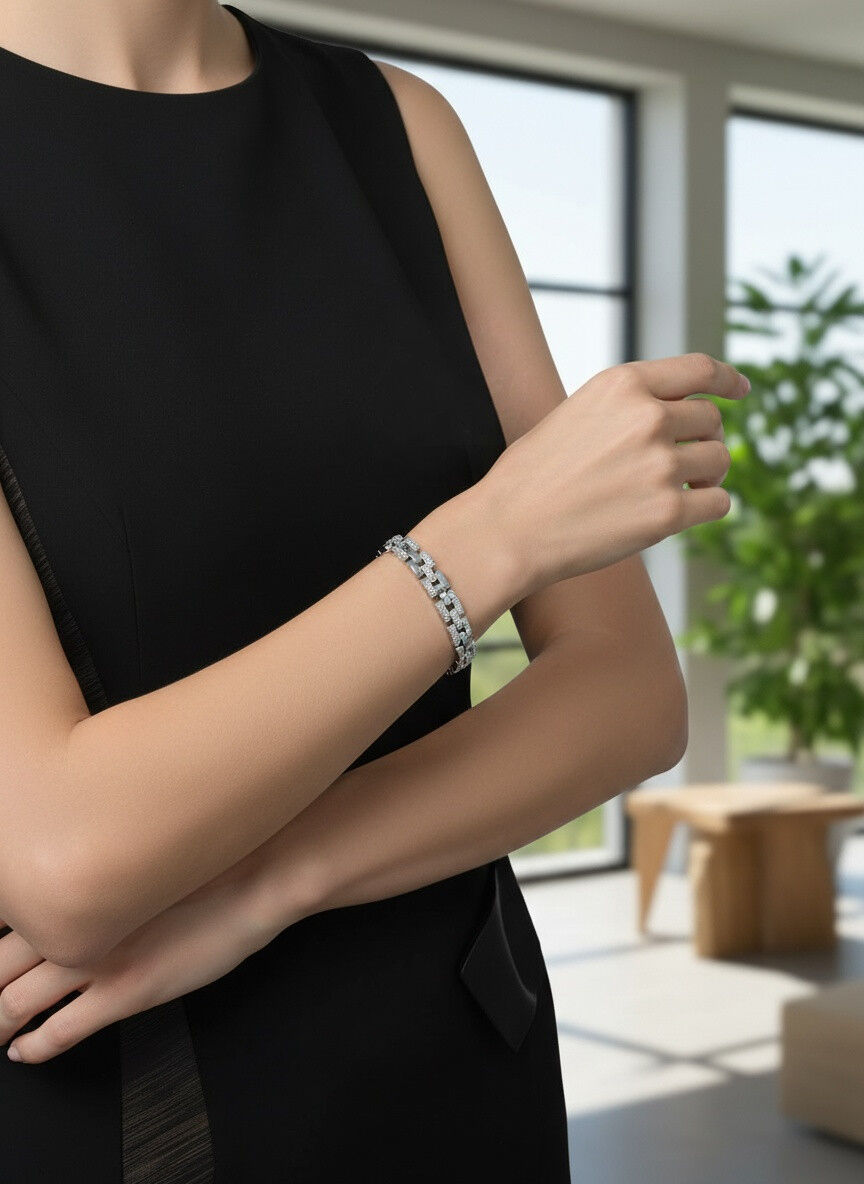 Valmont Accessories Kadın Gümüş Renk Zirkon Taşlı Geometrik Bileklik