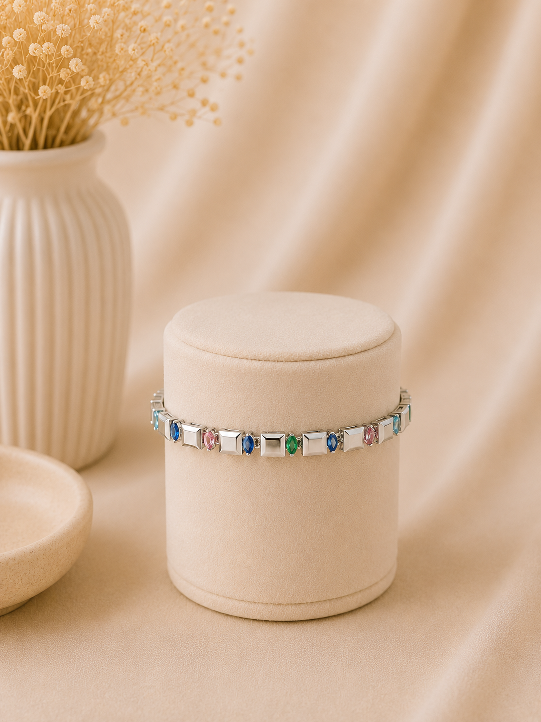 Valmont Accessories Kadın Silver Renk Renkli Taşlı Geometrik Bileklik