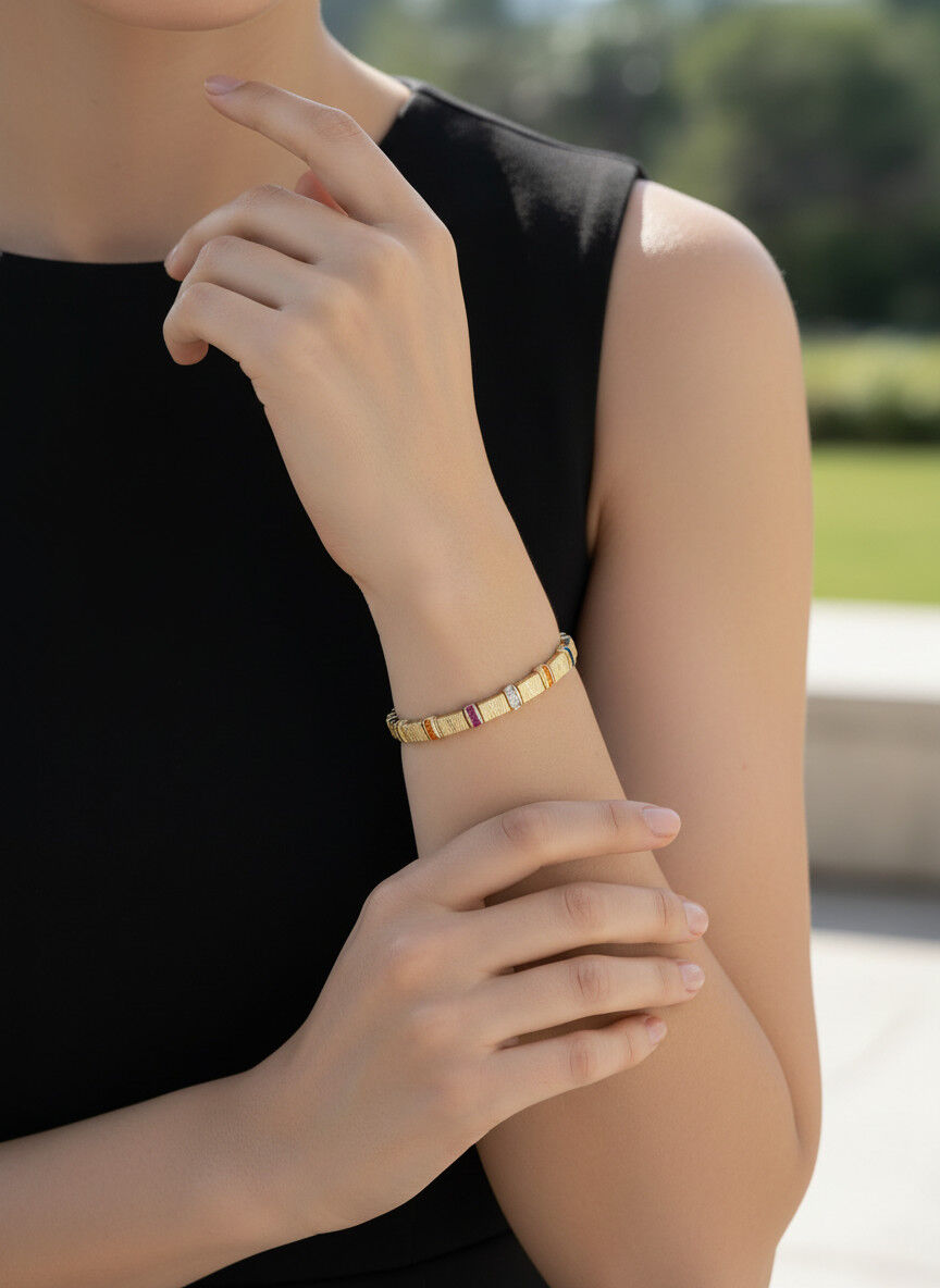 Valmont Accessories Kadın Gold Renk Renkli Baget Taşlı Dokulu Bileklik