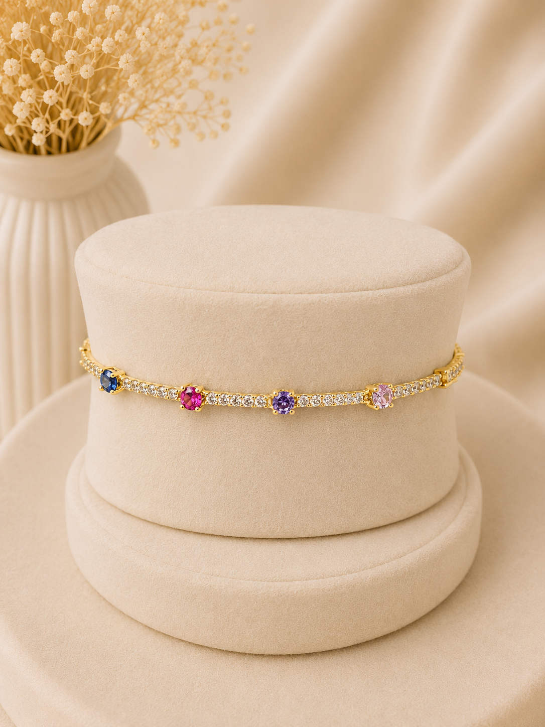 Valmont AccessoriesKadın Gold Renk Renkli Taşlı Sıra Taş Detaylı Bileklik