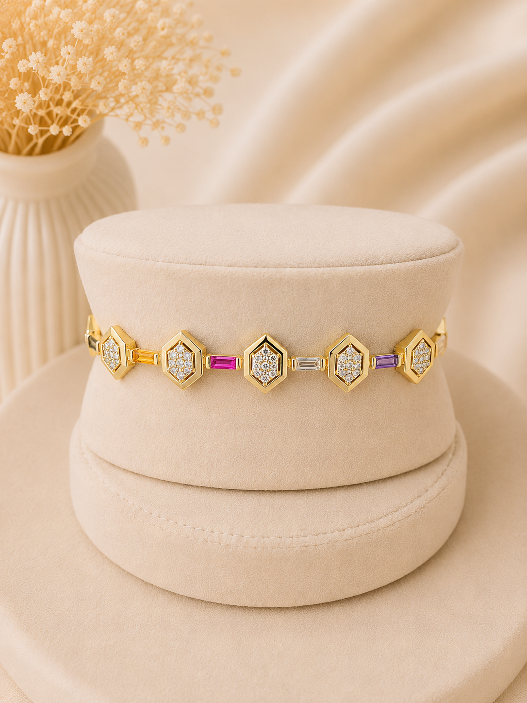 Valmont Accessories Kadın Gold Renk Renkli Baget Taşlı Geometrik Bileklik