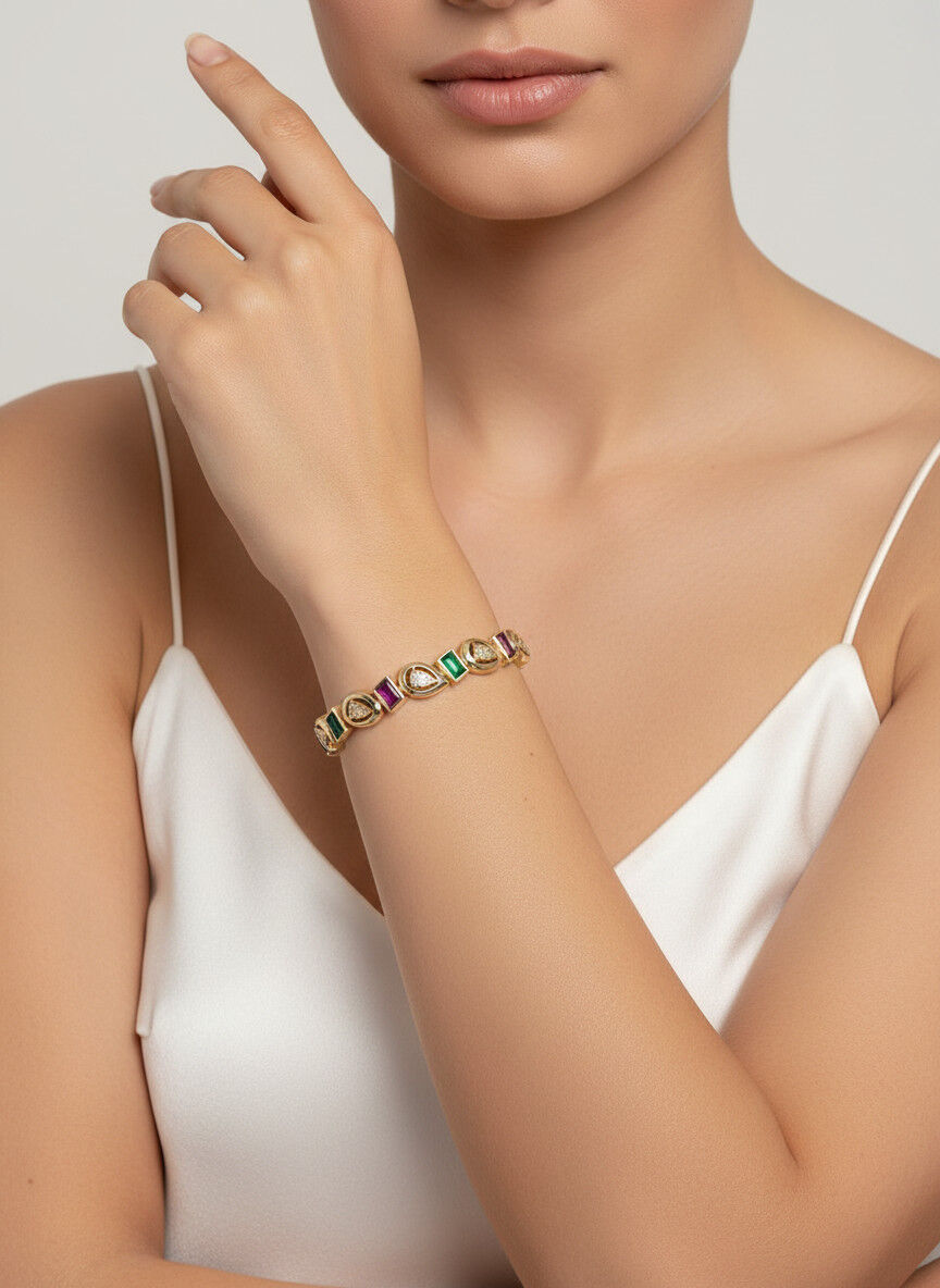 Valmont Accessories Kadın Gold Renk Renkli Baget Taşlı Damla Detaylı Bileklik